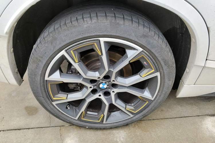 Used BMW X2 2023 sDrive 25i Shining Edition Right Rear Wheel Hub