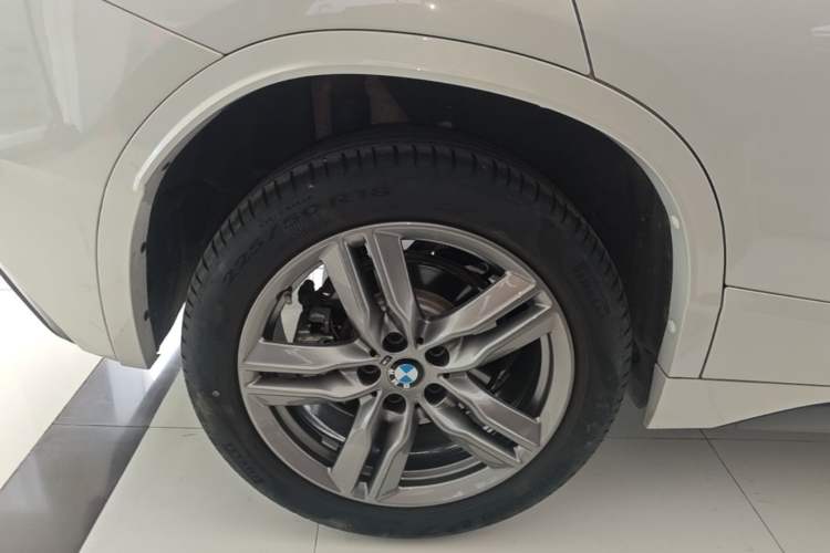 Used BMW X2 2023 sDrive25i M Sport Night Edition Right Rear Wheel Hub