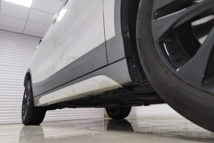Used BMW X2 2023 sDrive25i M Sport Package Right Side Sill