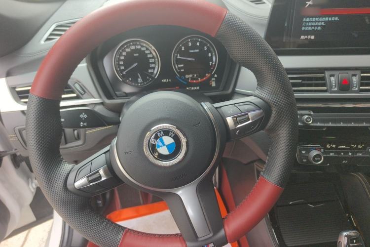 Used BMW X2 2023 sDrive 25i Shining Edition Steering Wheel