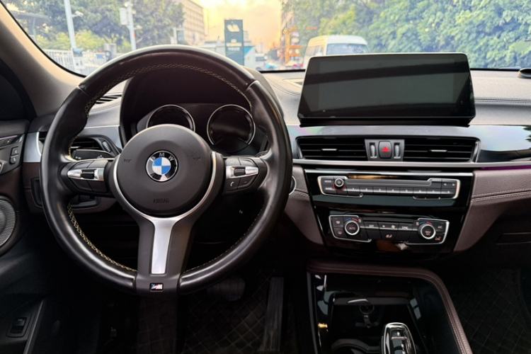Used BMW X2 2023 sDrive25i M Sport Night Edition Steering Wheel