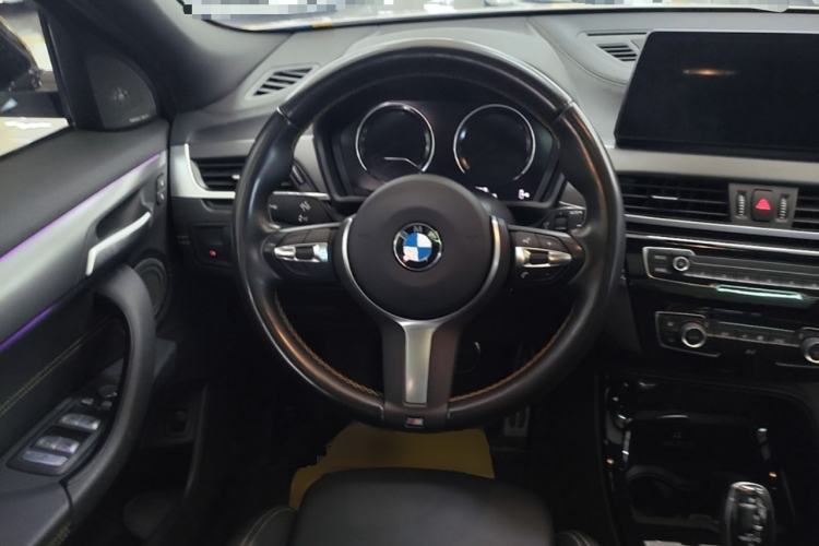 Used BMW X2 2023 sDrive 25i Shining Edition Steering Wheel