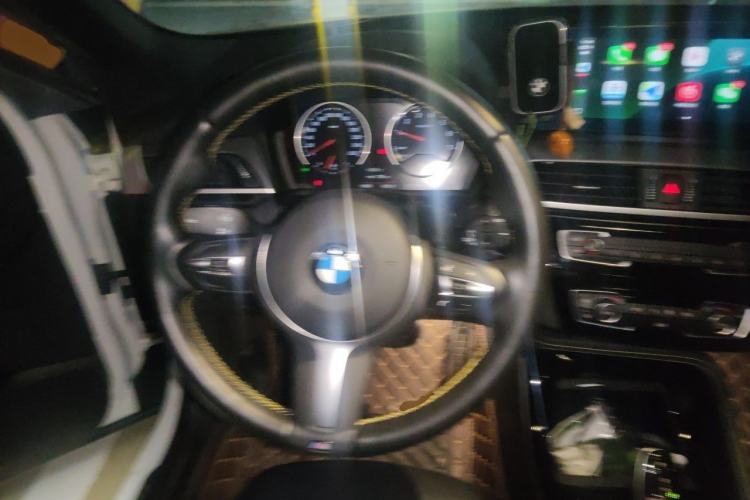 Used BMW X2 2023 sDrive 25i Shining Edition Steering Wheel