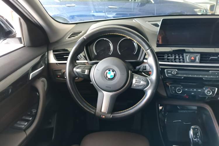 Used BMW X2 2023 sDrive25i M Sport Night Edition Steering Wheel