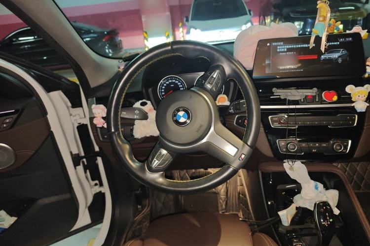 Used BMW X2 2023 sDrive25i M Sport Night Edition Steering Wheel