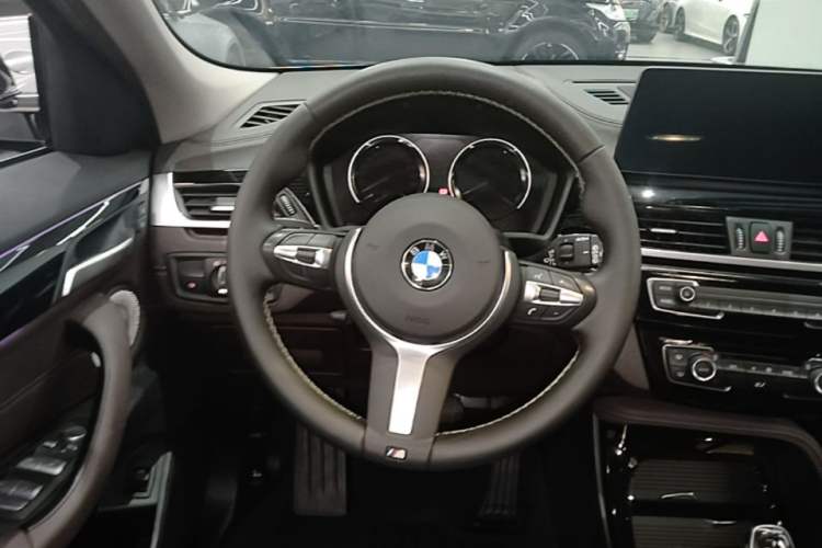 Used BMW X2 2023 sDrive25i M Sport Night Edition Steering Wheel