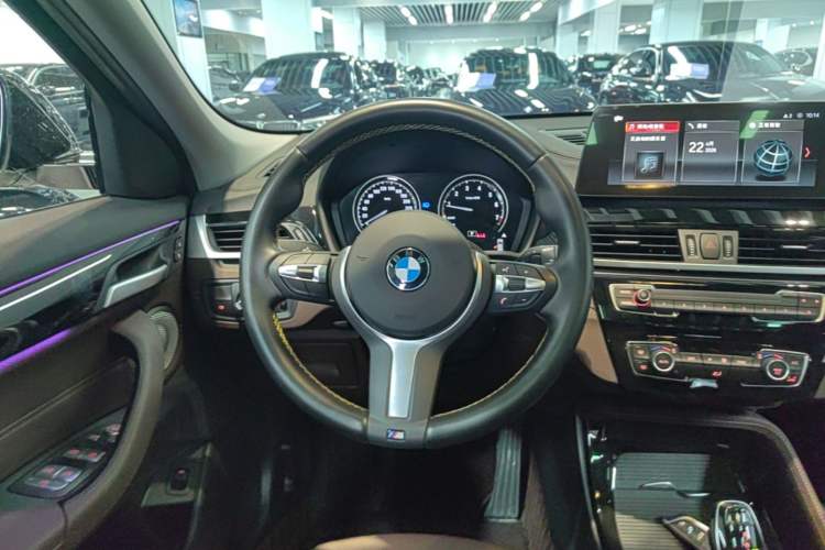 Used BMW X2 2023 sDrive25i M Sport Night Edition Steering Wheel