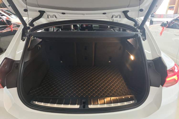 Used BMW X2 2023 sDrive25i M Sport Night Edition Trunk