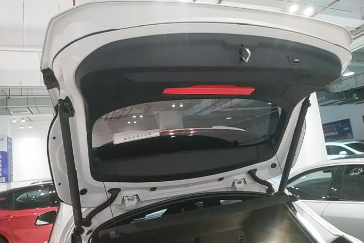 Used BMW X2 2023 sDrive 25i Shining Edition Trunk