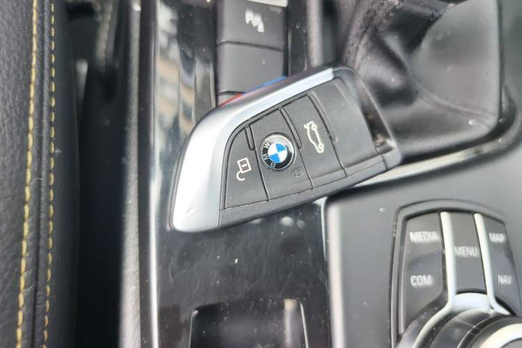 Used BMW X2 2023 xDrive 25i Shining Edition Vehicle Key