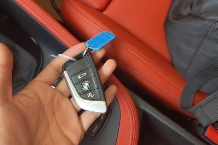 Used BMW X2 2023 sDrive25i M Sport Package Vehicle Key