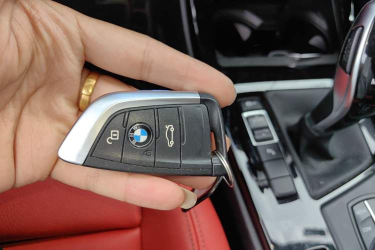 Used BMW X2 2023 sDrive25i M Sport Night Edition Vehicle Key