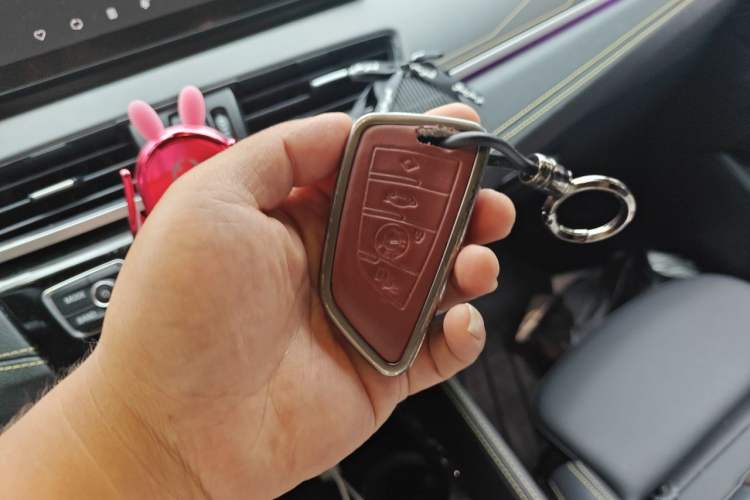 Used BMW X2 2023 xDrive 25i Shining Edition Vehicle Key