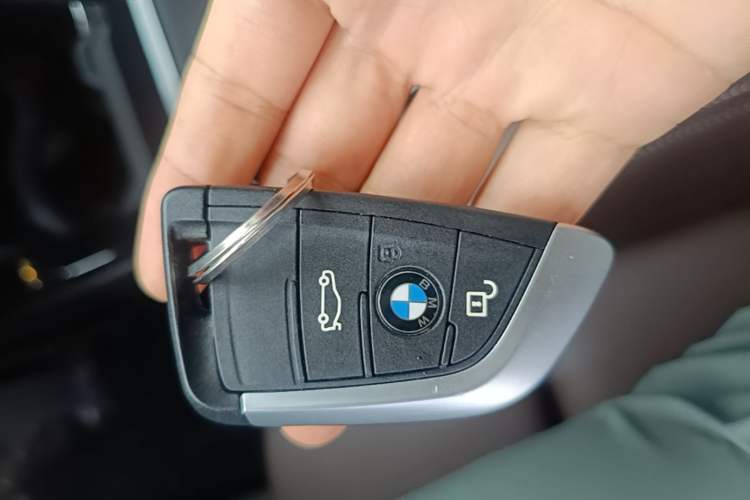 Used BMW X2 2023 sDrive25i M Sport Package Vehicle Key