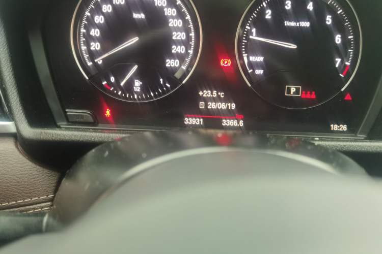 Used BMW X2 2023 sDrive25i M Sport Package Odometer Close Up