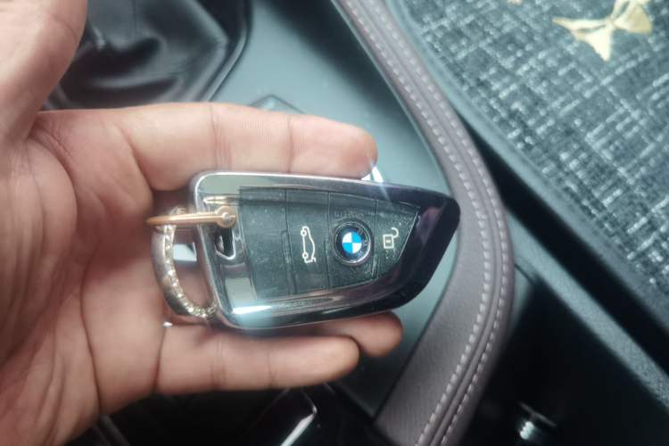 Used BMW X2 2023 sDrive25i M Sport Package Vehicle Key