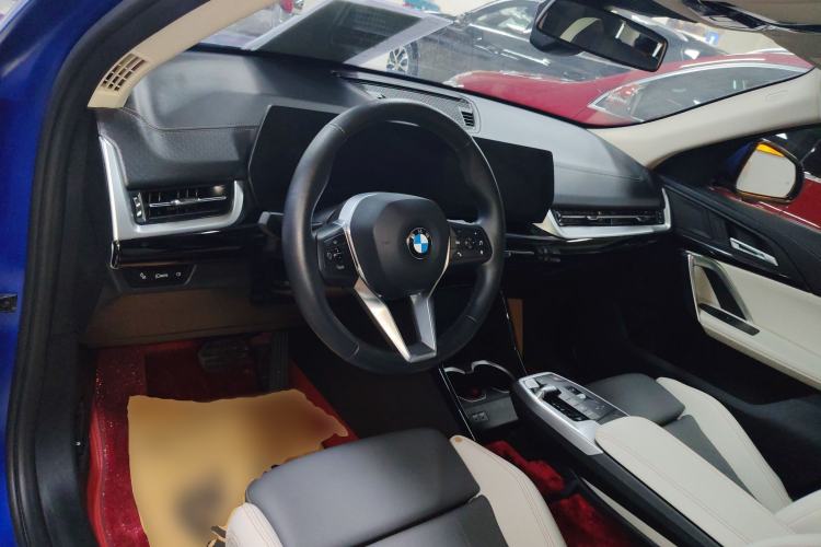 Used BMW X2 2024 sDrive25i M Sport Package Center Console