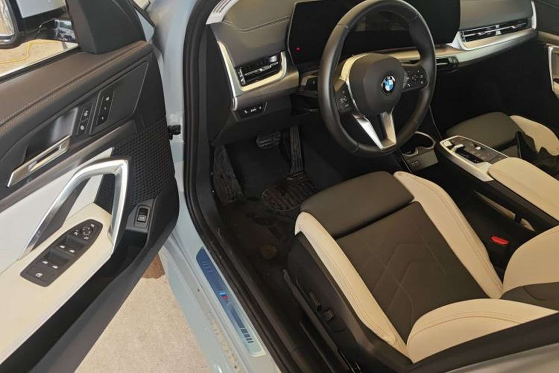 Used BMW X2 2024 sDrive25i M Sport Package Driver Seat