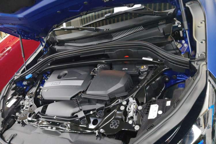 Used BMW X2 2024 sDrive25i M Sport Package Engine Bay