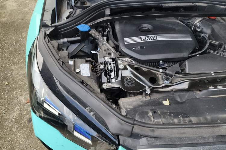 Used BMW X2 2024 sDrive25i M Sport Package Engine Bay Right