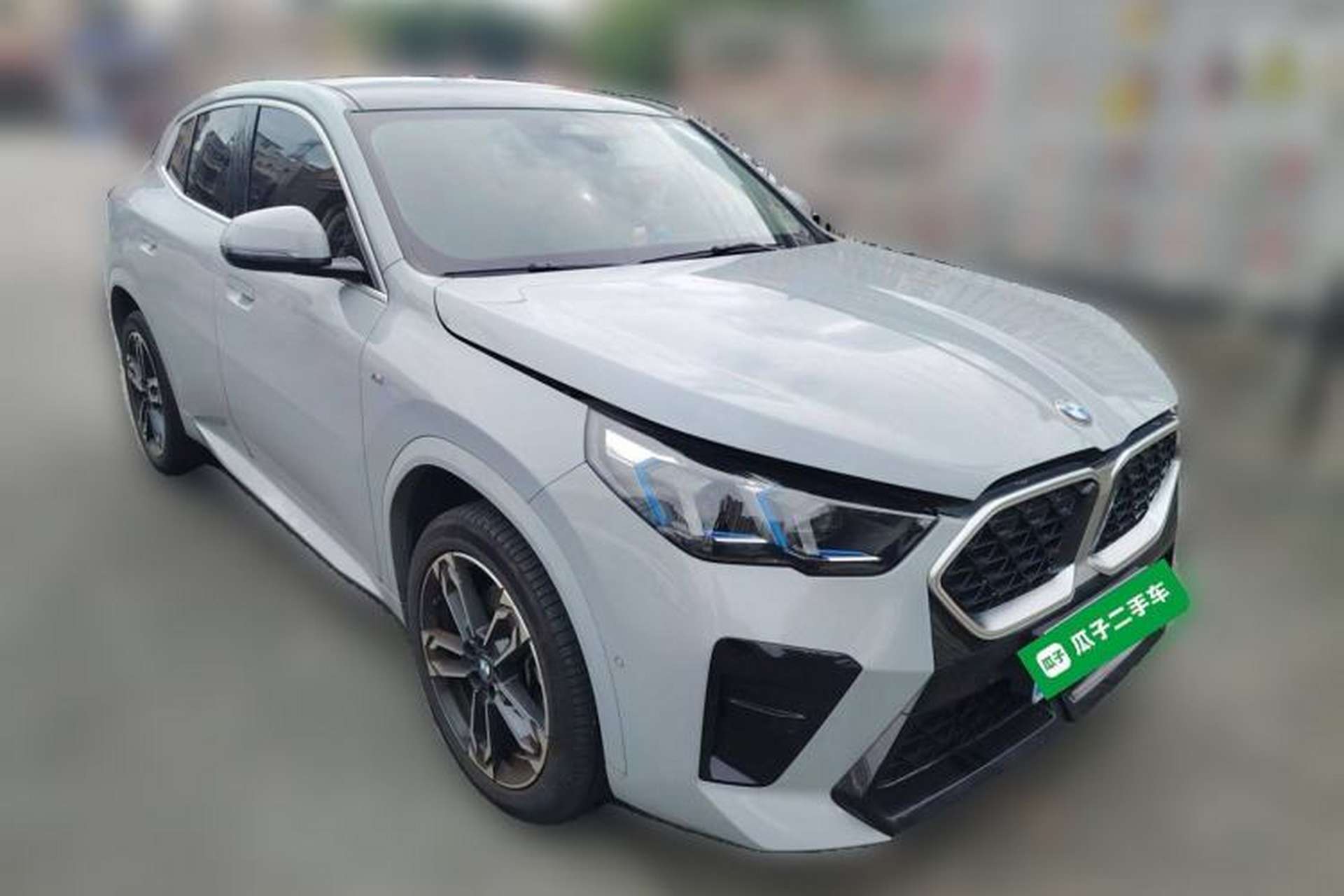 Used BMW X2 2024 sDrive25i M Sport Package Front Right 45 Deg