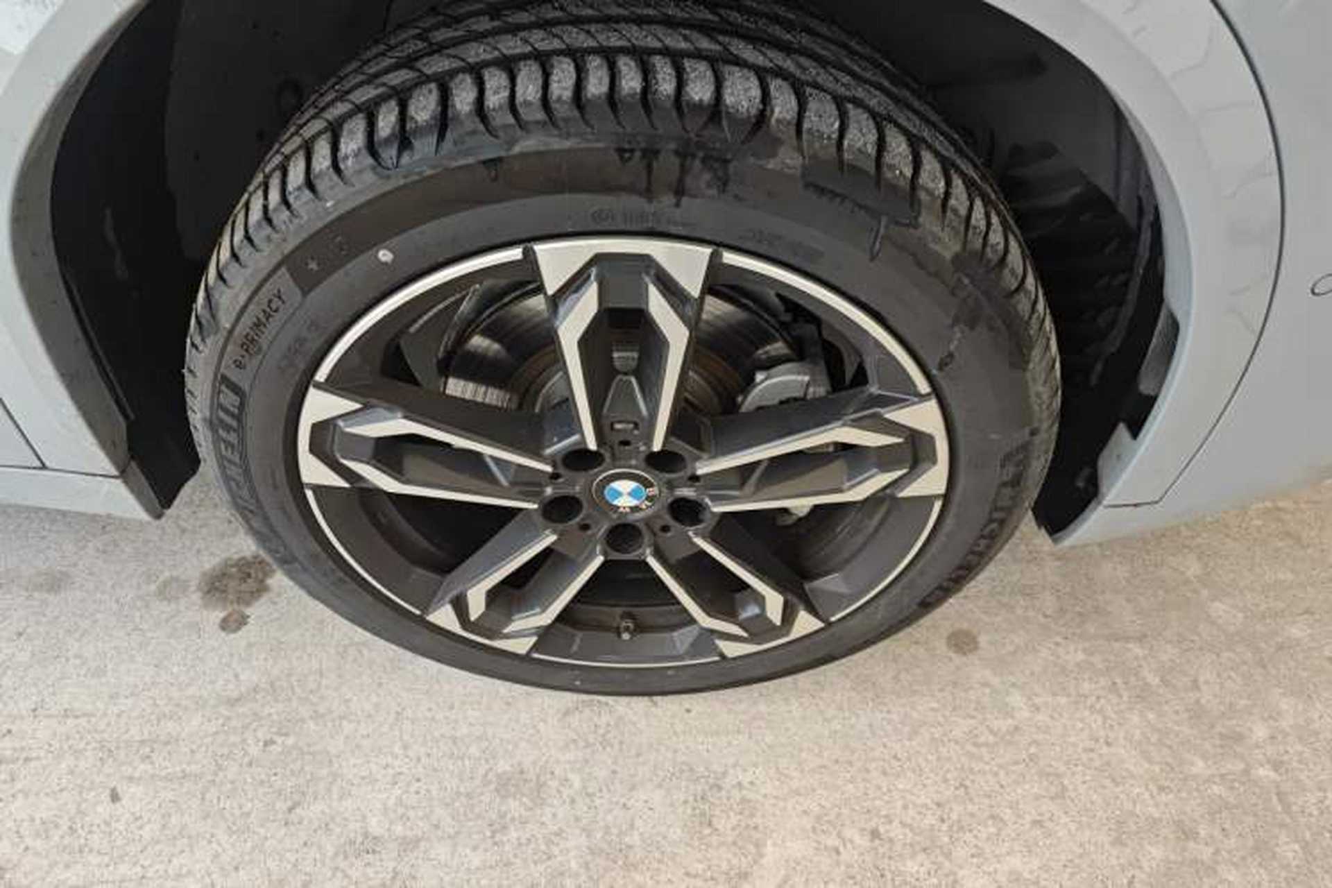 Used BMW X2 2024 sDrive25i M Sport Package Right Front Wheel Hub