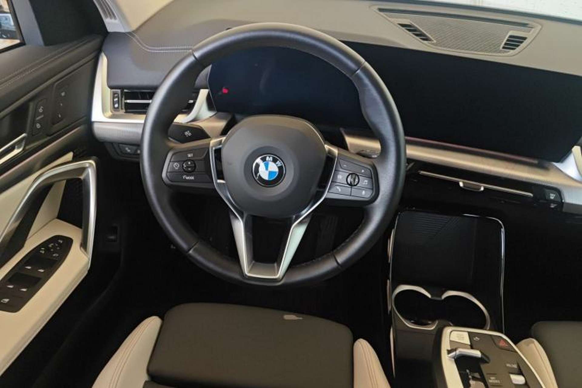 Used BMW X2 2024 sDrive25i M Sport Package Steering Wheel
