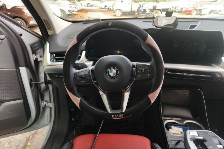 Used BMW X2 2024 sDrive25i M Sport Package Steering Wheel