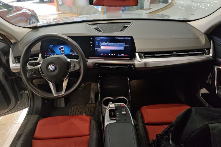 Used BMW X2 2024 sDrive25i M Sport Package Center Console