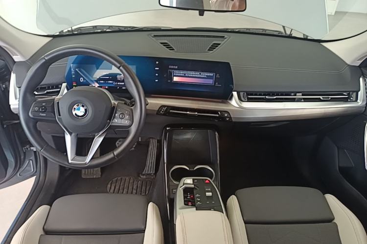 Used BMW X2 2024 sDrive25i M Sport Package Center Console