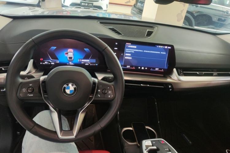 Used BMW X2 2024 sDrive25i M Sport Package Center Console