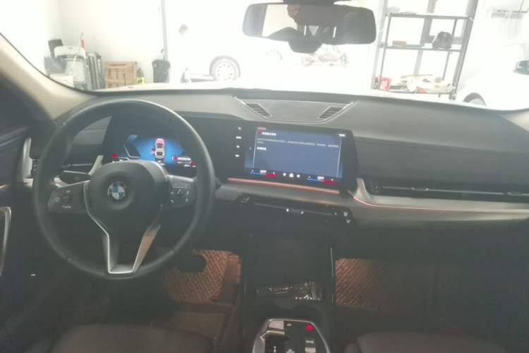 Used BMW X2 2024 sDrive25i M Sport Package Center Console