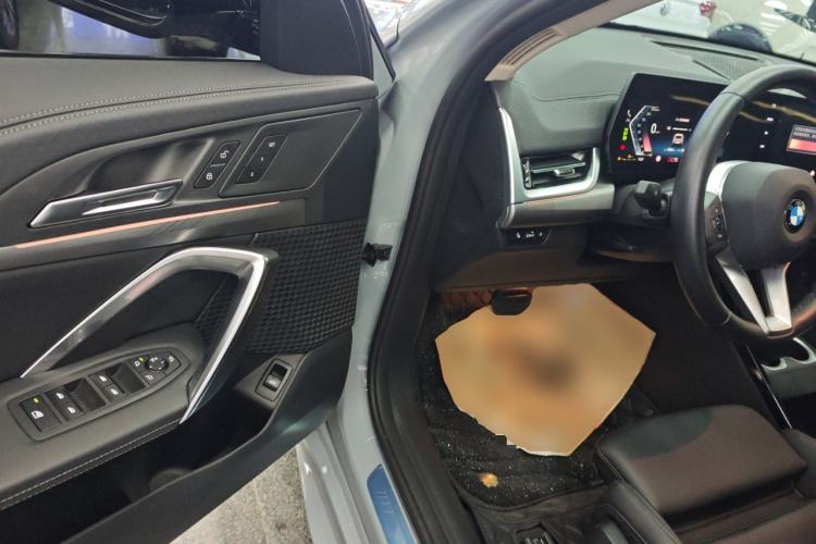 Used BMW X2 2024 sDrive25i M Sport Package Driver Seat