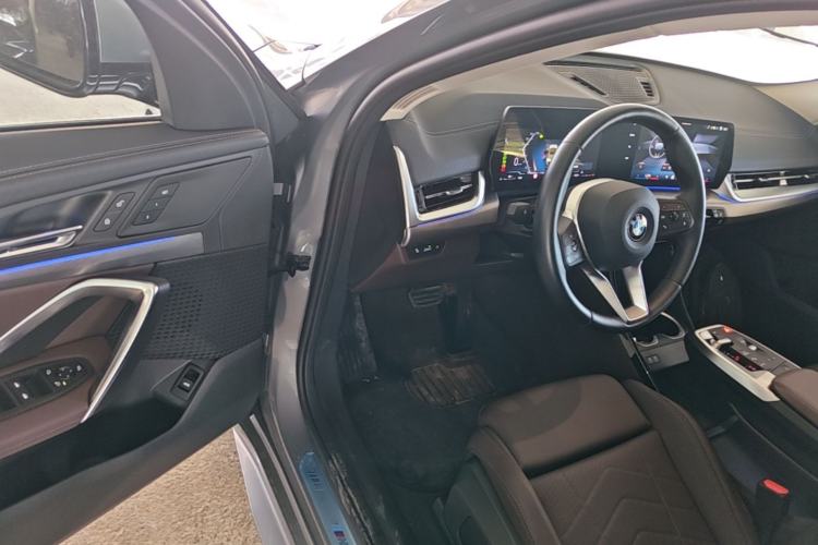 Used BMW X2 2024 sDrive25i M Sport Package Driver Seat