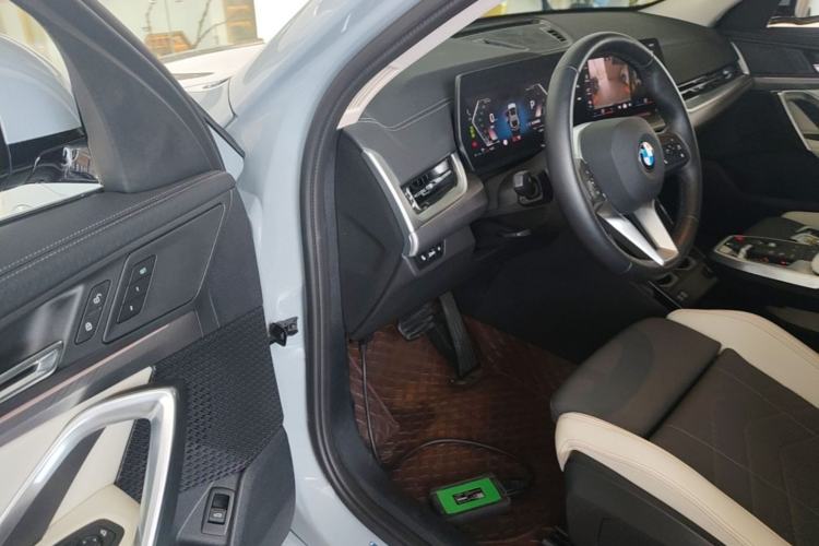 Used BMW X2 2024 sDrive25i M Sport Package Driver Seat
