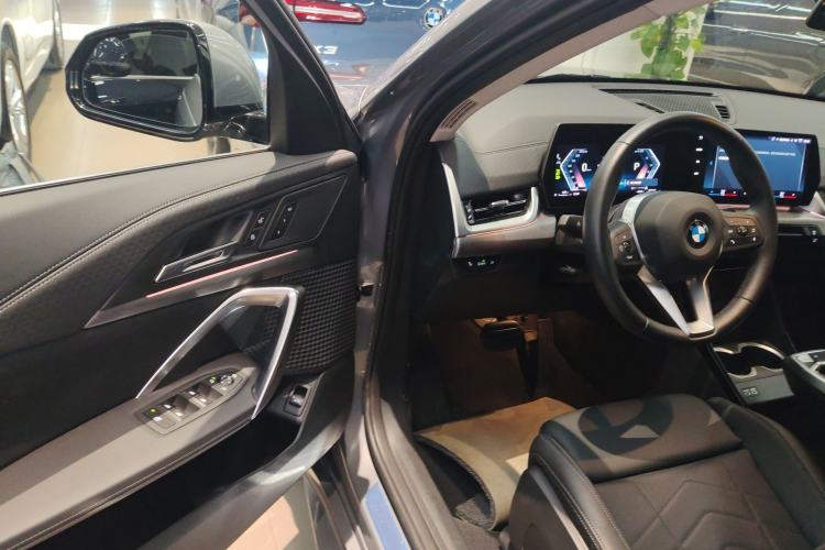 Used BMW X2 2024 sDrive25i M Sport Package Driver Seat