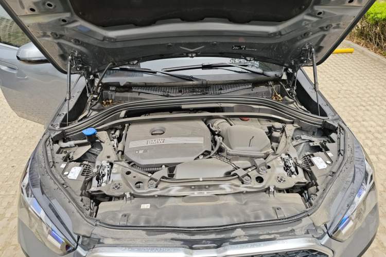 Used BMW X2 2024 sDrive25i M Sport Package Engine Bay
