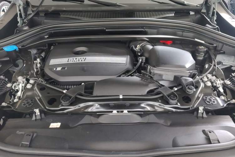 Used BMW X2 2024 sDrive25i M Sport Package Engine Bay