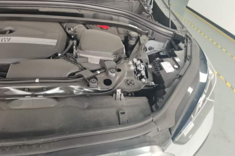 Used BMW X2 2024 sDrive25i M Sport Package Engine Bay Left
