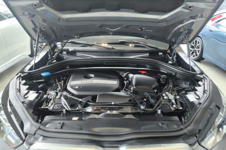 Used BMW X2 2024 sDrive25i M Sport Package Engine Bay
