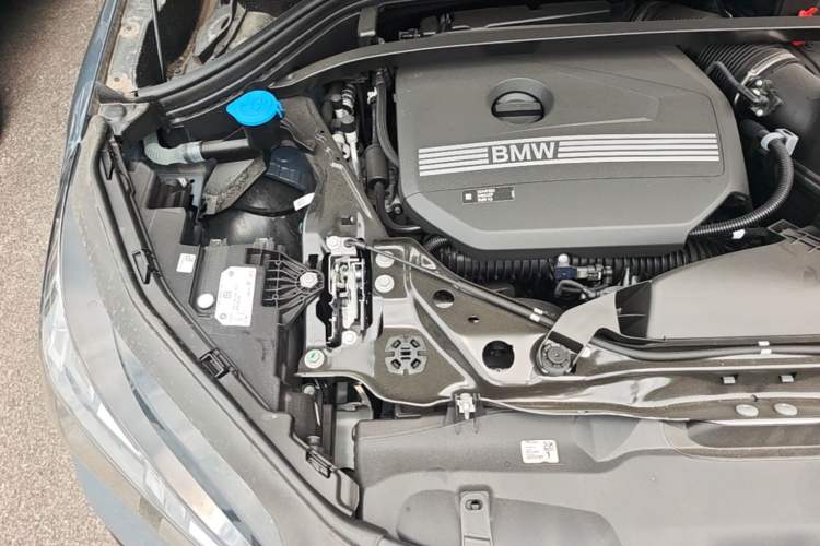 Used BMW X2 2024 sDrive25i M Sport Package Engine Bay Right
