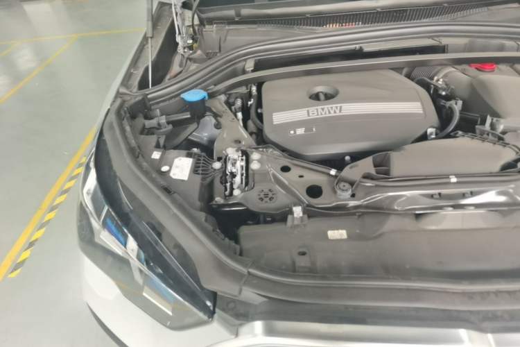 Used BMW X2 2024 sDrive25i M Sport Package Engine Bay Right