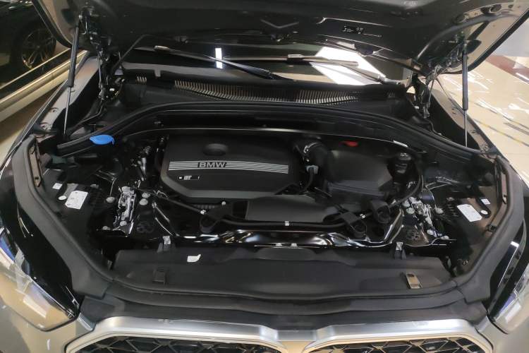 Used BMW X2 2024 sDrive25i M Sport Package Engine Bay
