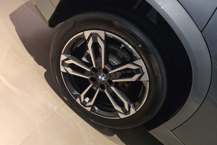 Used BMW X2 2024 sDrive25i M Sport Package Exterior 5