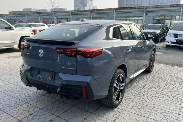 Used BMW X2 2024 sDrive25i M Sport Package Exterior 6