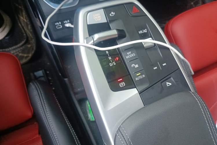 Used BMW X2 2024 xDrive25i M Sport Night Edition package Gear Lever