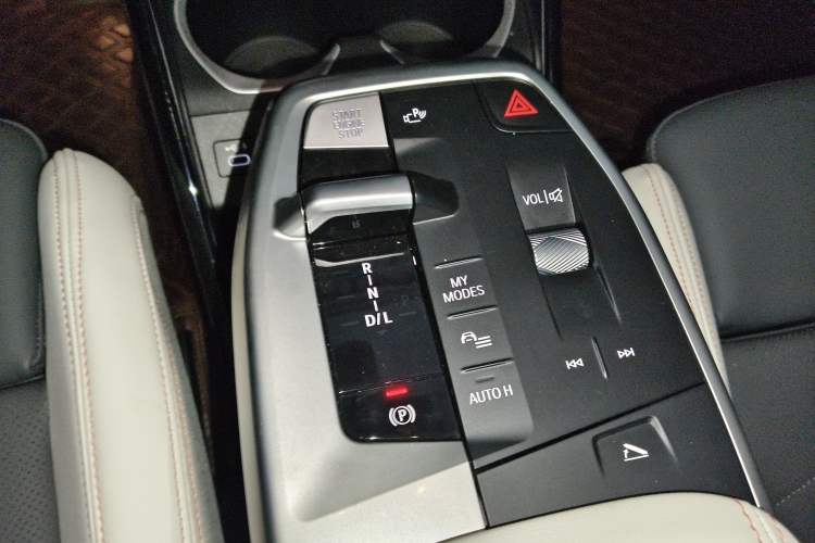 Used BMW X2 2024 sDrive25i M Sport Package Gear Lever