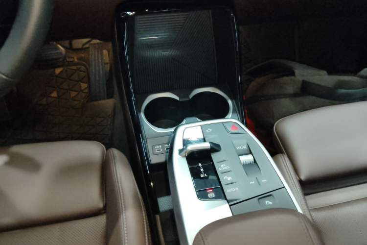 Used BMW X2 2024 sDrive25i M Sport Package Gear Lever