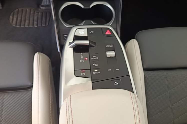 Used BMW X2 2024 sDrive25i M Sport Package Gear Lever