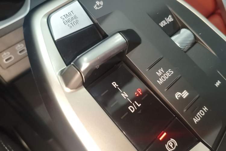 Used BMW X2 2024 sDrive25i M Sport Package Gear Lever